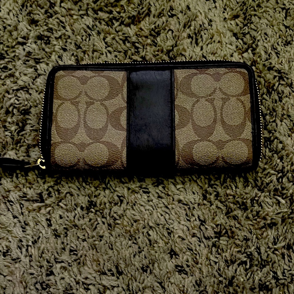 Coach wallet - Picture 2 of 3